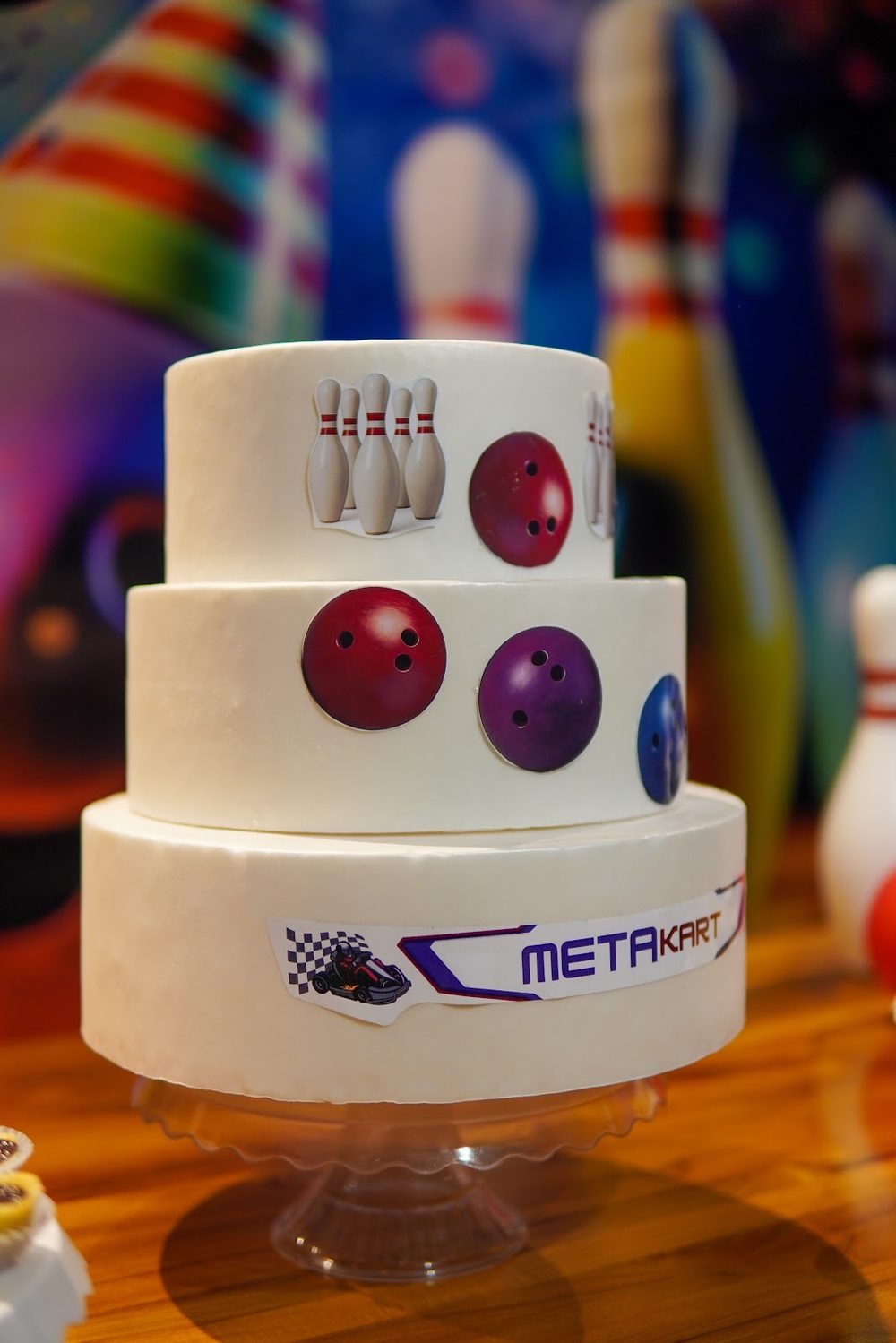 Bolo de aniversário com tema boliche